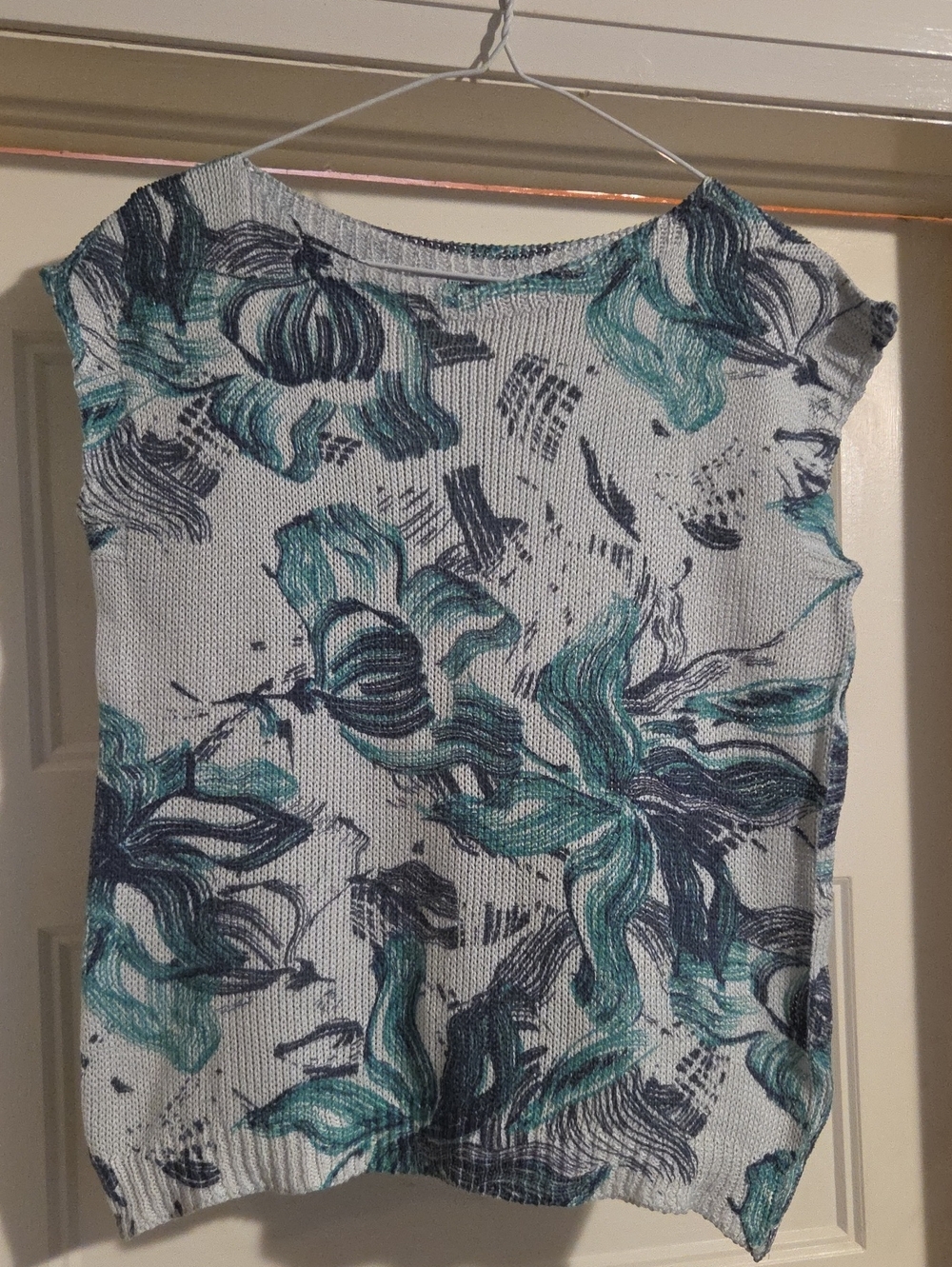 Sleeveless Floral Knit Tank Top - Teal & Navy